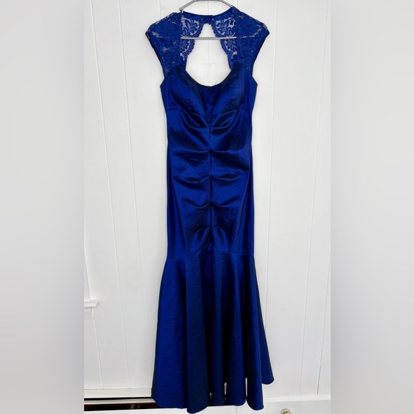 Xscape Cap-Sleeve Lace Ruched Gown Dress Event Evening Royal Blue Women’s Size 8 - Picture 2 of 9